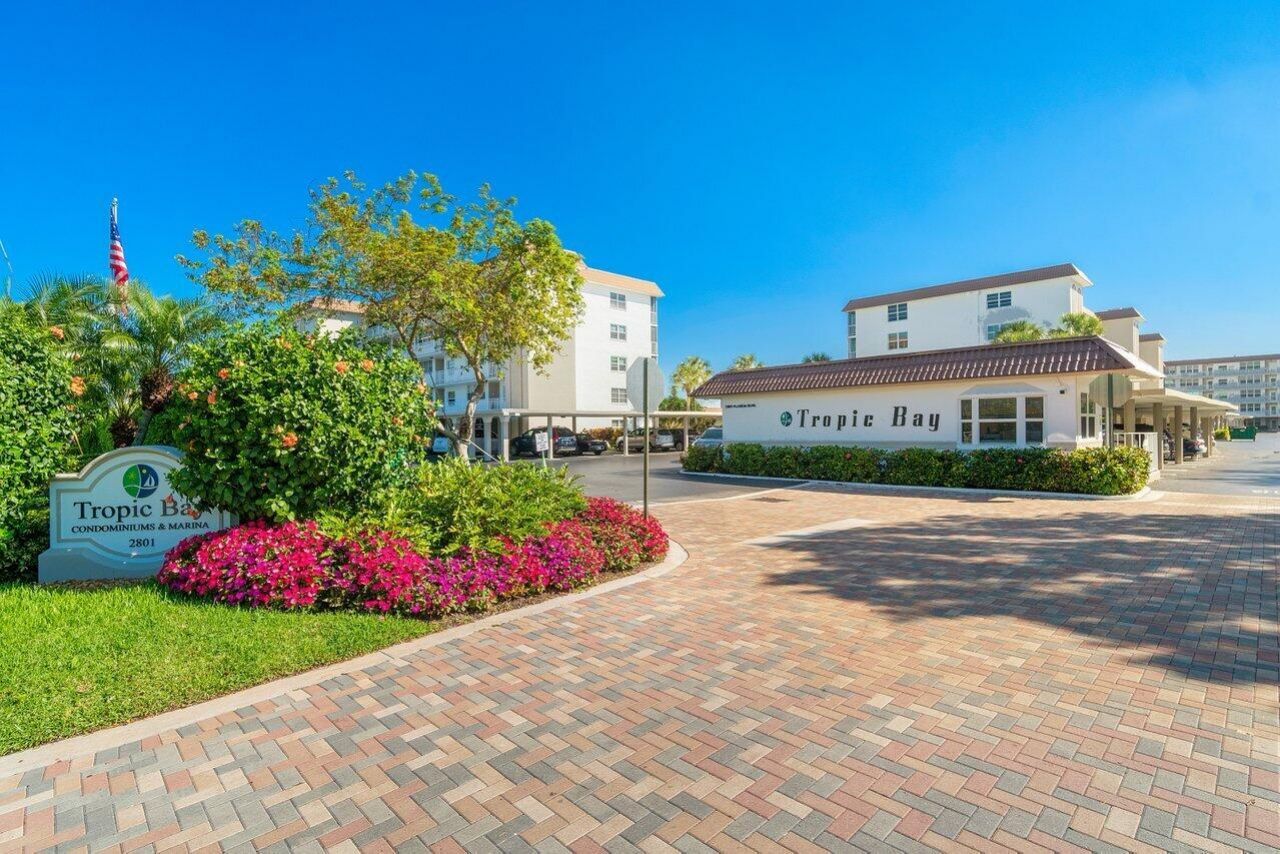 910 Dogwood Drive, Unit 444, Delray Beach, FL 33483 Photo
