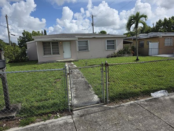 3555 NW 95th Street, Miami, FL 33147