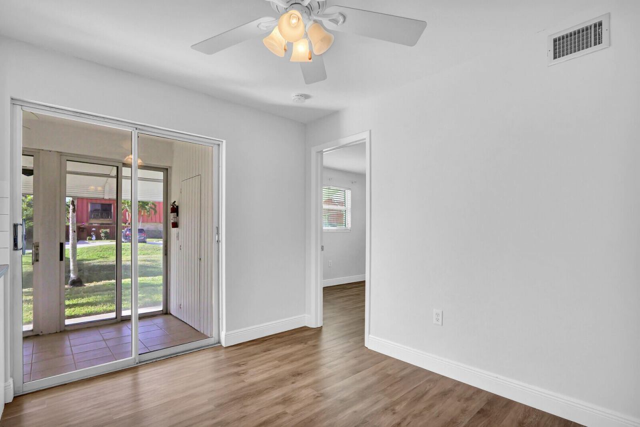 3210 Meridian Way S, Unit 11, Palm Beach Gardens, FL 33410 Photo