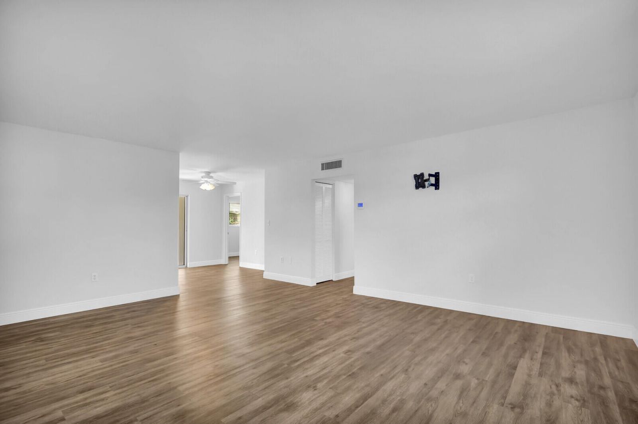 3210 Meridian Way S, Unit 11, Palm Beach Gardens, FL 33410 Photo