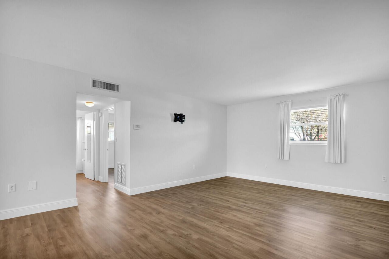 3210 Meridian Way S, Unit 11, Palm Beach Gardens, FL 33410 Photo