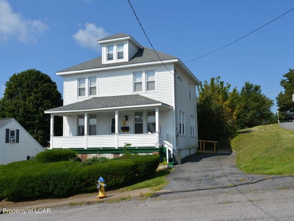 536 Hemlock Street, Freeland, PA 18224