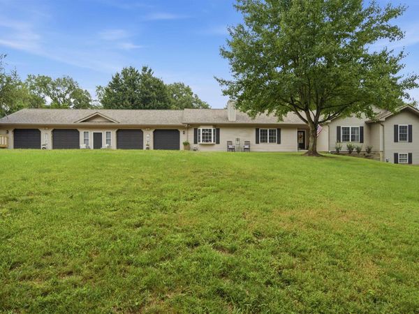 6610 W TUSCARORA Road, Mapleton, IL 61547