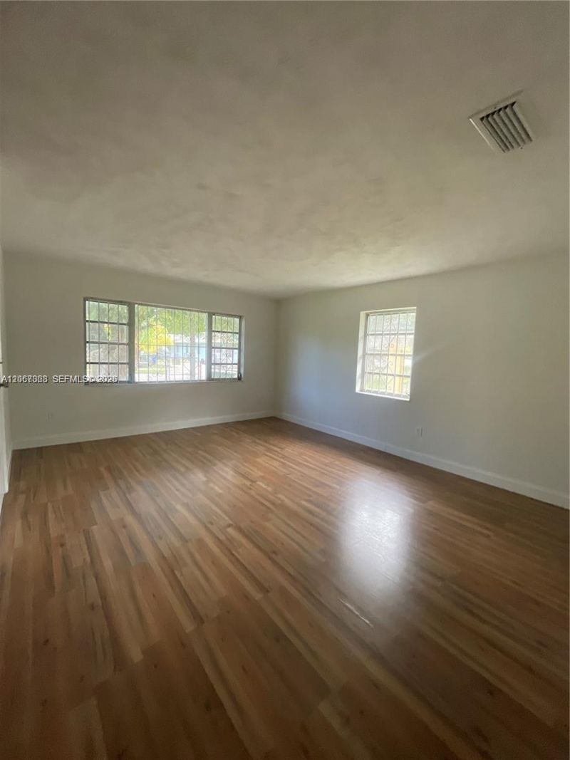 1388 NW 101 St , Unit 1388, Miami, FL 33147 Photo