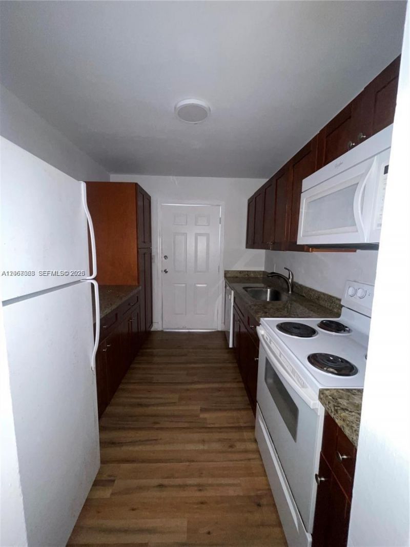 1388 NW 101 St , Unit 1388, Miami, FL 33147 Photo