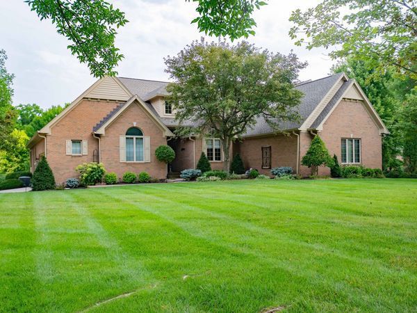 1851 Broadleaf Court , Greenwood, IN 46143
