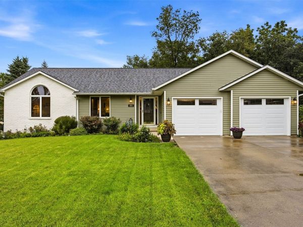 1931 Liberty Lane , Coralville, IA 52241