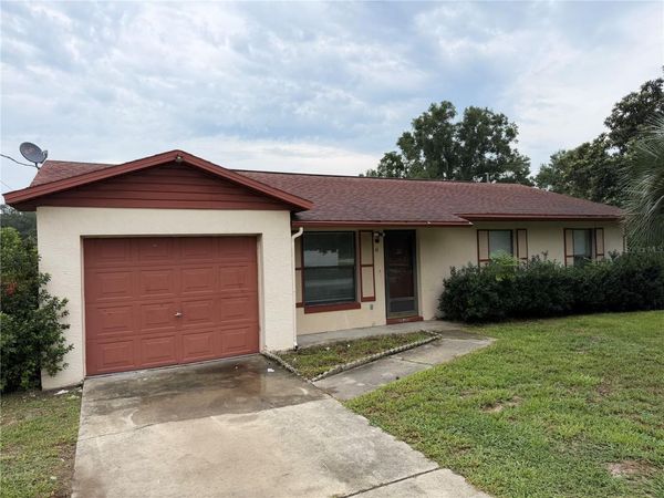 11 PINE CIRCLE LANE , OCALA, FL 34472