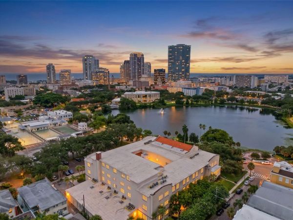 701 MIRROR LAKE DRIVE N, Unit 201, ST PETERSBURG, FL 33701
