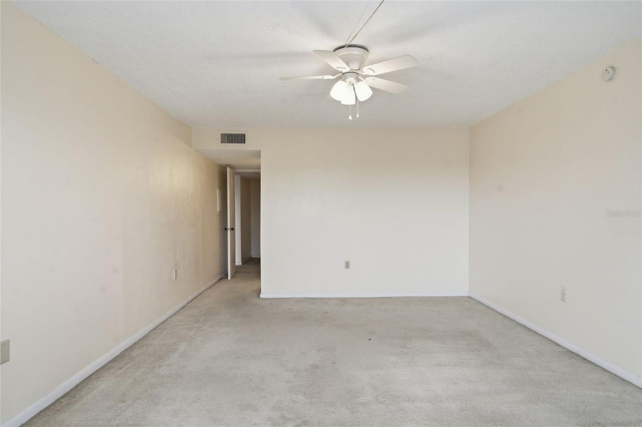 4900 38th Way S, Unit 404, Saint Petersburg, FL 33711 Photo
