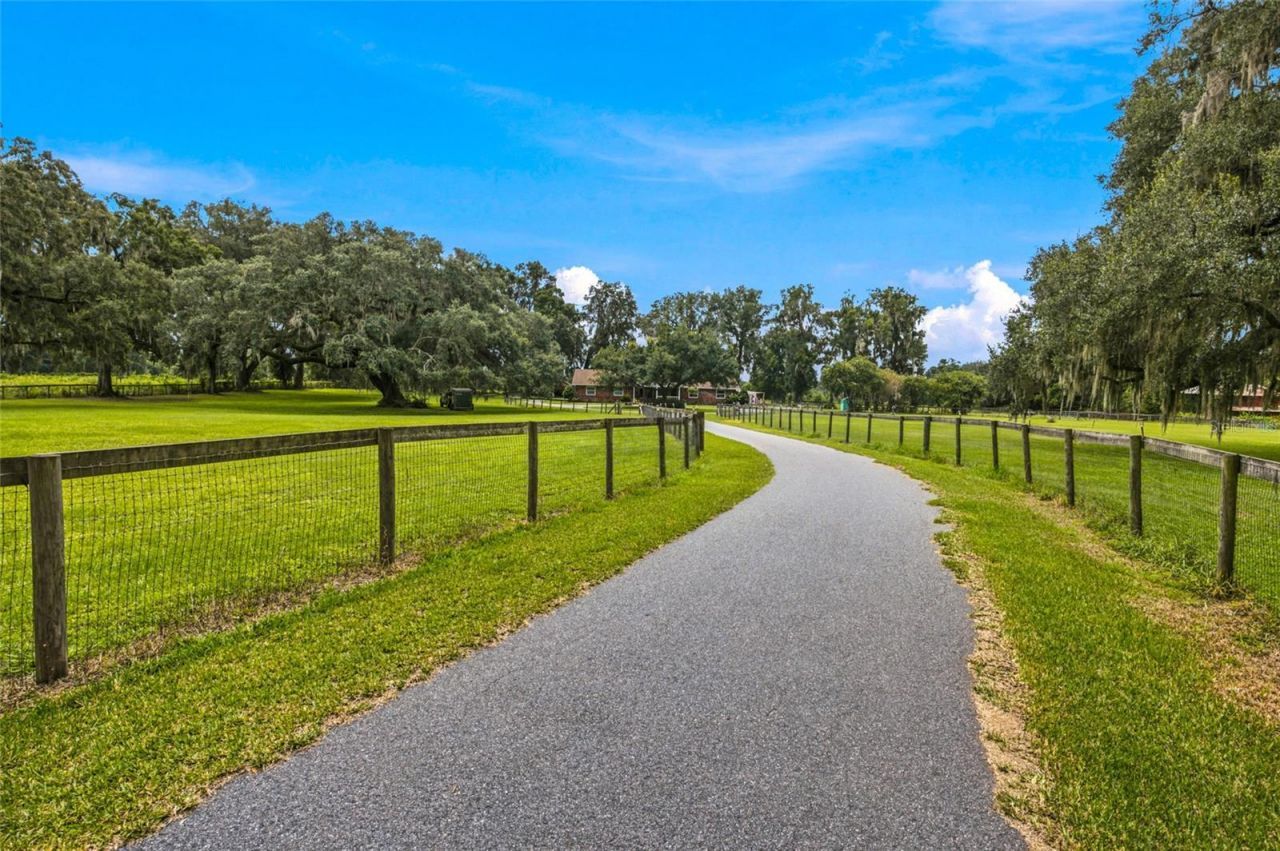 690 SW 165th Street, Ocala, FL 34473 Photo