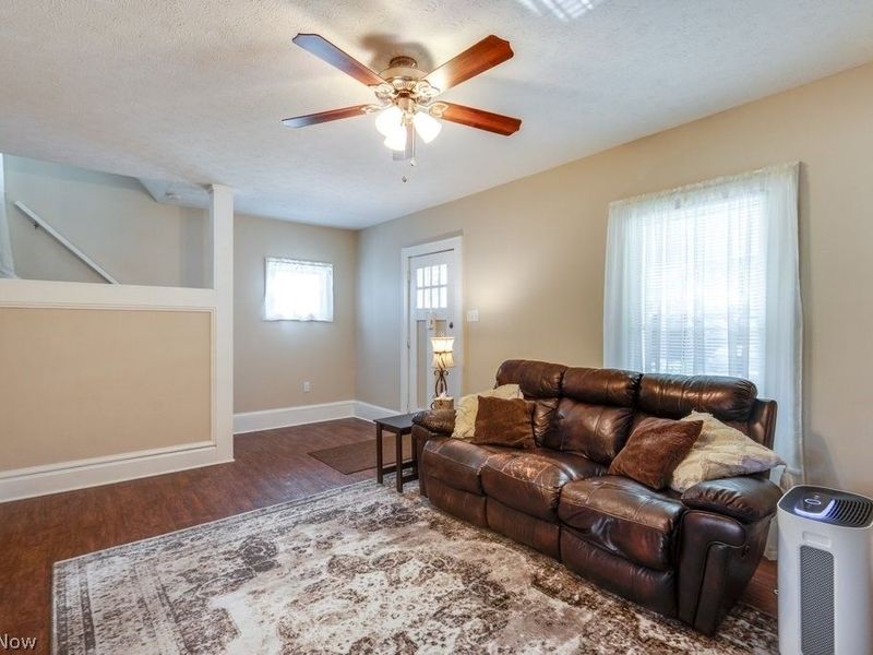 77 Devonshire Drive, Akron, OH 44312 Photo 5