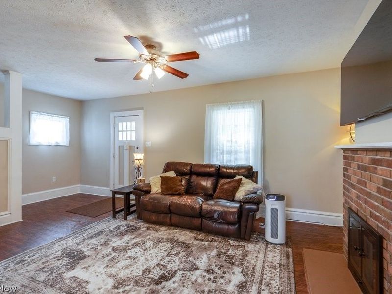 77 Devonshire Drive, Akron, OH 44312 Photo 6