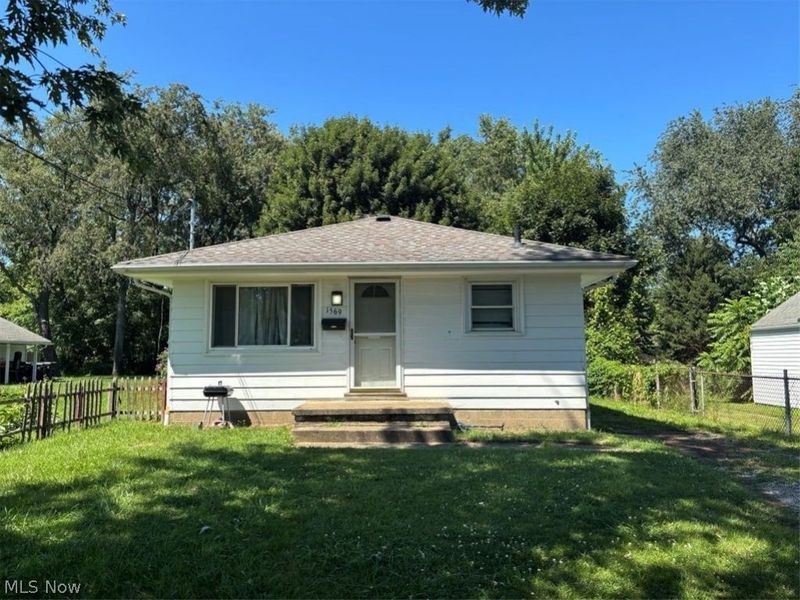 1569 Merrill Avenue, Akron, OH 44306 Photo 1
