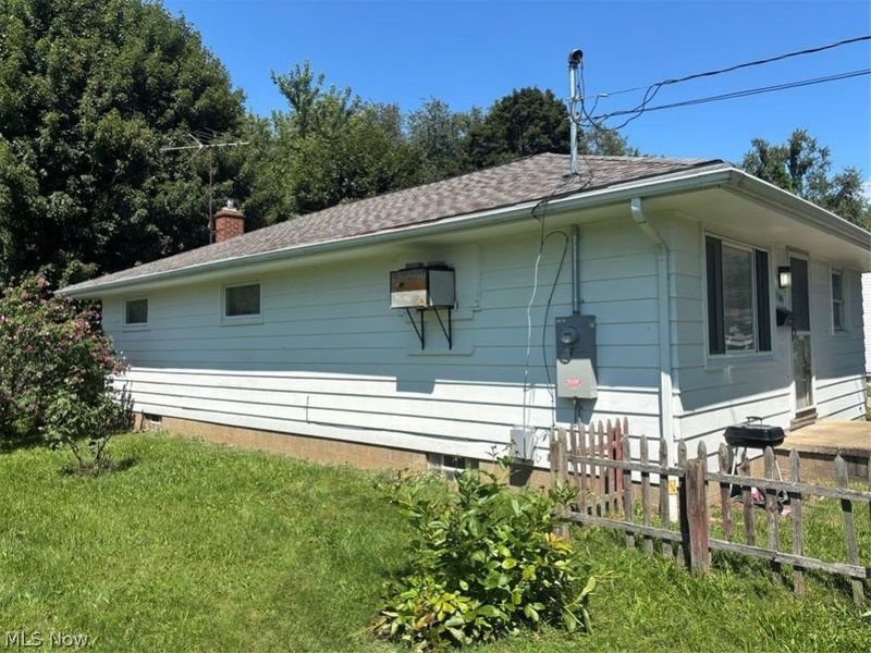 1569 Merrill Avenue, Akron, OH 44306 Photo 2