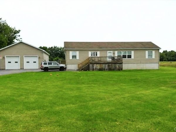 26333 County Route 53 , Watertown, NY 13601