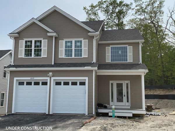 22C Crownshield, Unit 22C, Uxbridge, MA 01569