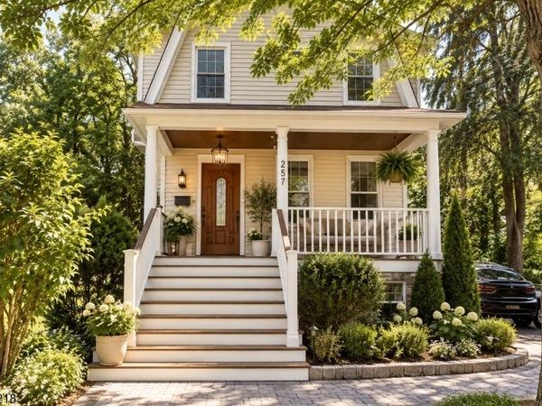 257 Epps Ave, Englewood, NJ 07631