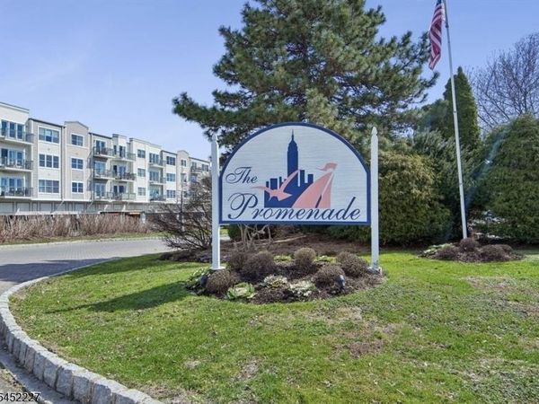 125 The Promenade, Unit 125, Edgewater, NJ 07020