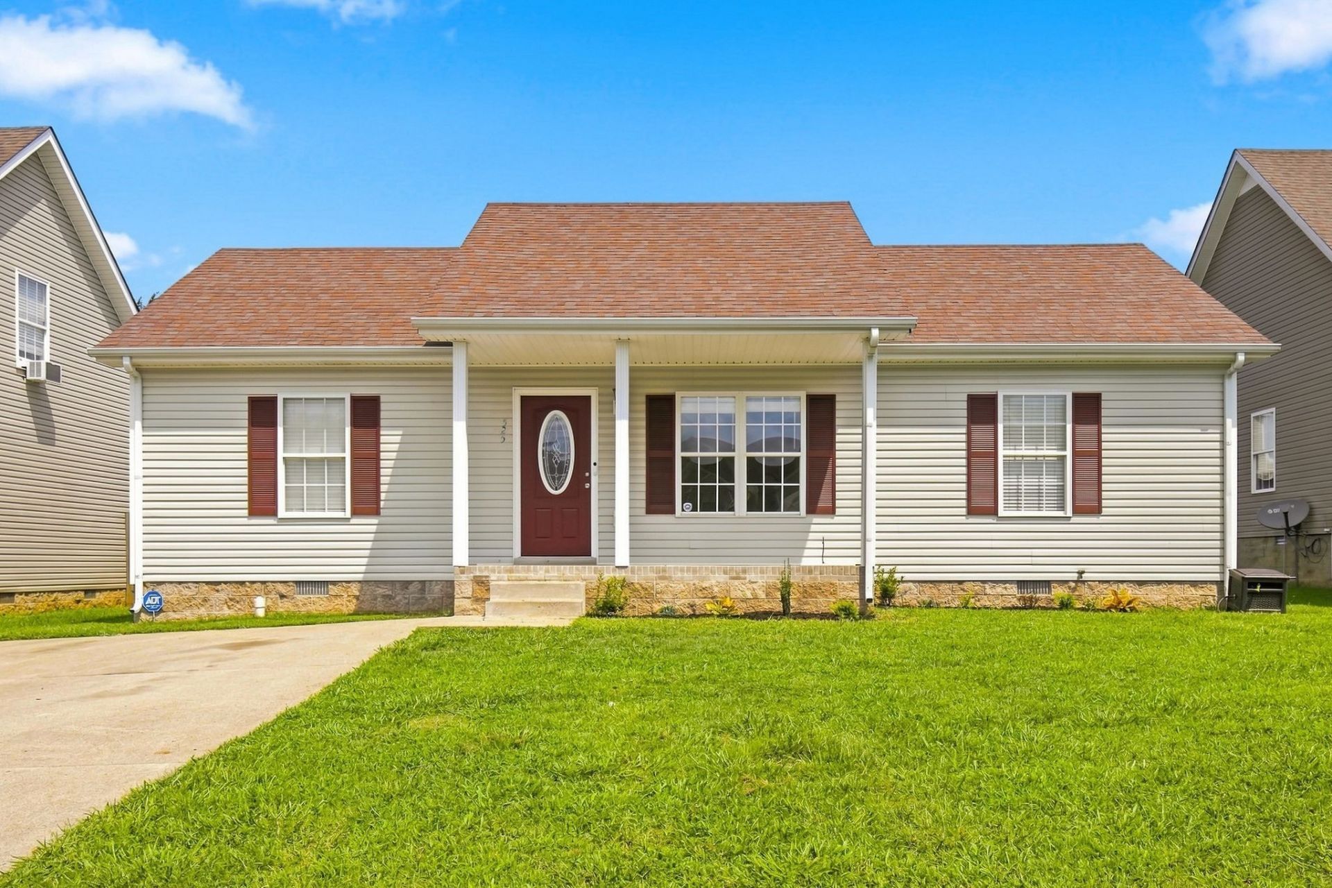 525 Fox Trot Dr Clarksville, TN 37042