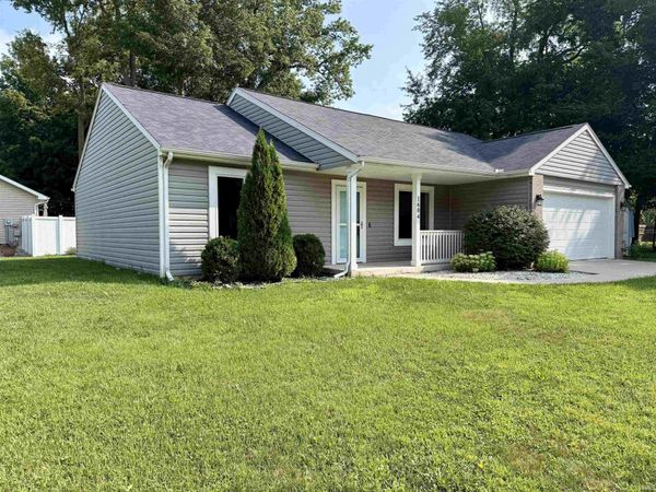1604 Aspen Drive, Goshen, IN 46526