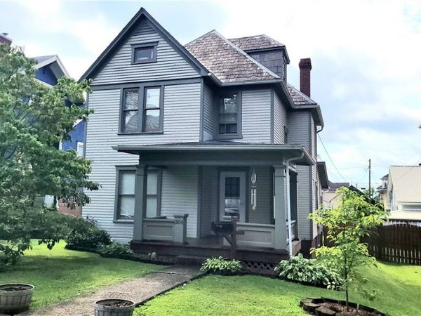 304 Oakwood Avenue, Marietta, OH 45750