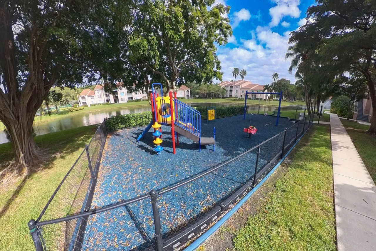 12112 St. Andrews Place, Unit 210, Miramar, FL 33025 Photo
