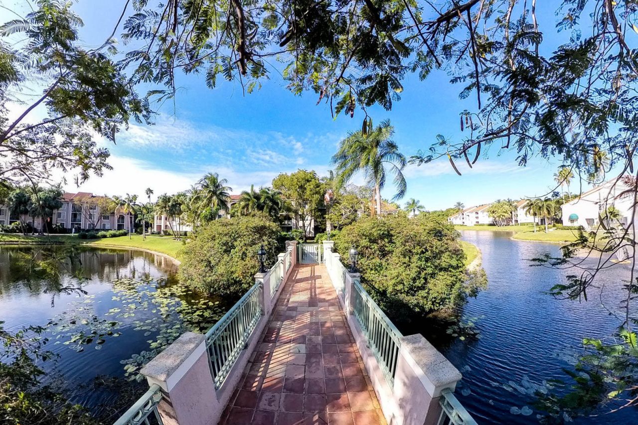 12112 St. Andrews Place, Unit 210, Miramar, FL 33025 Photo