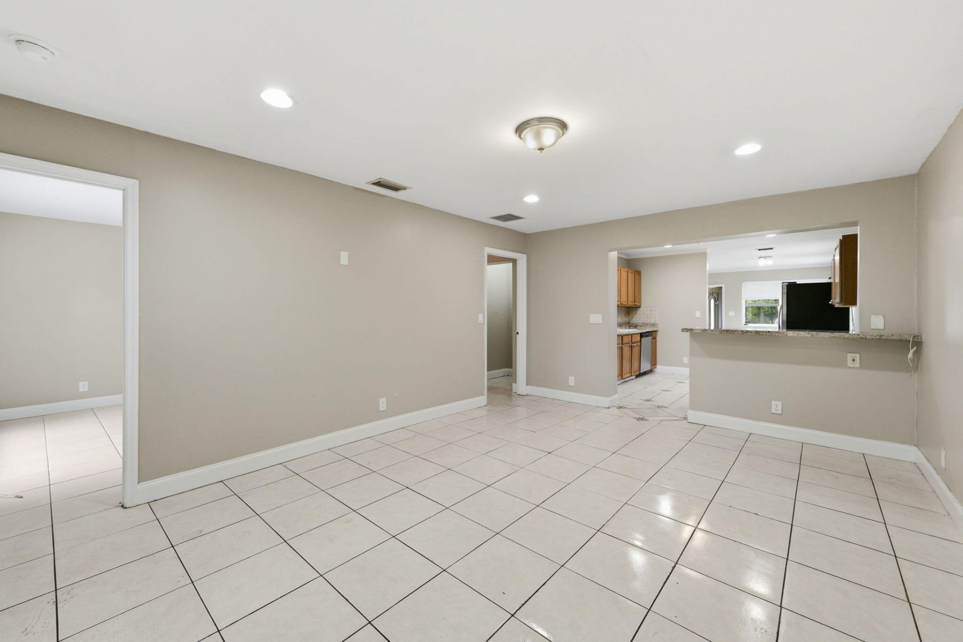 939 Charles Street, West Palm Beach, FL 33401 Photo