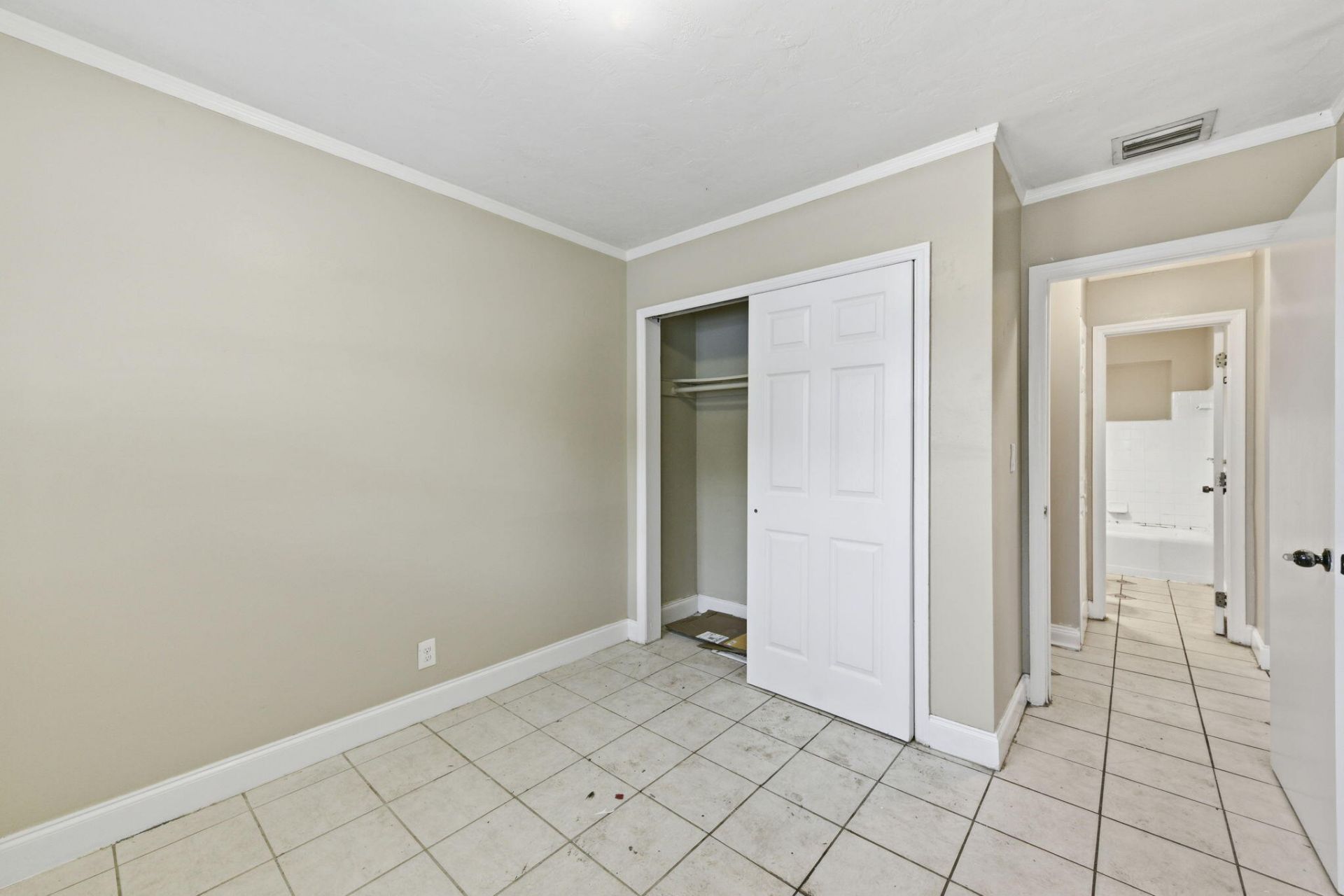 939 Charles Street, West Palm Beach, FL 33401 Photo