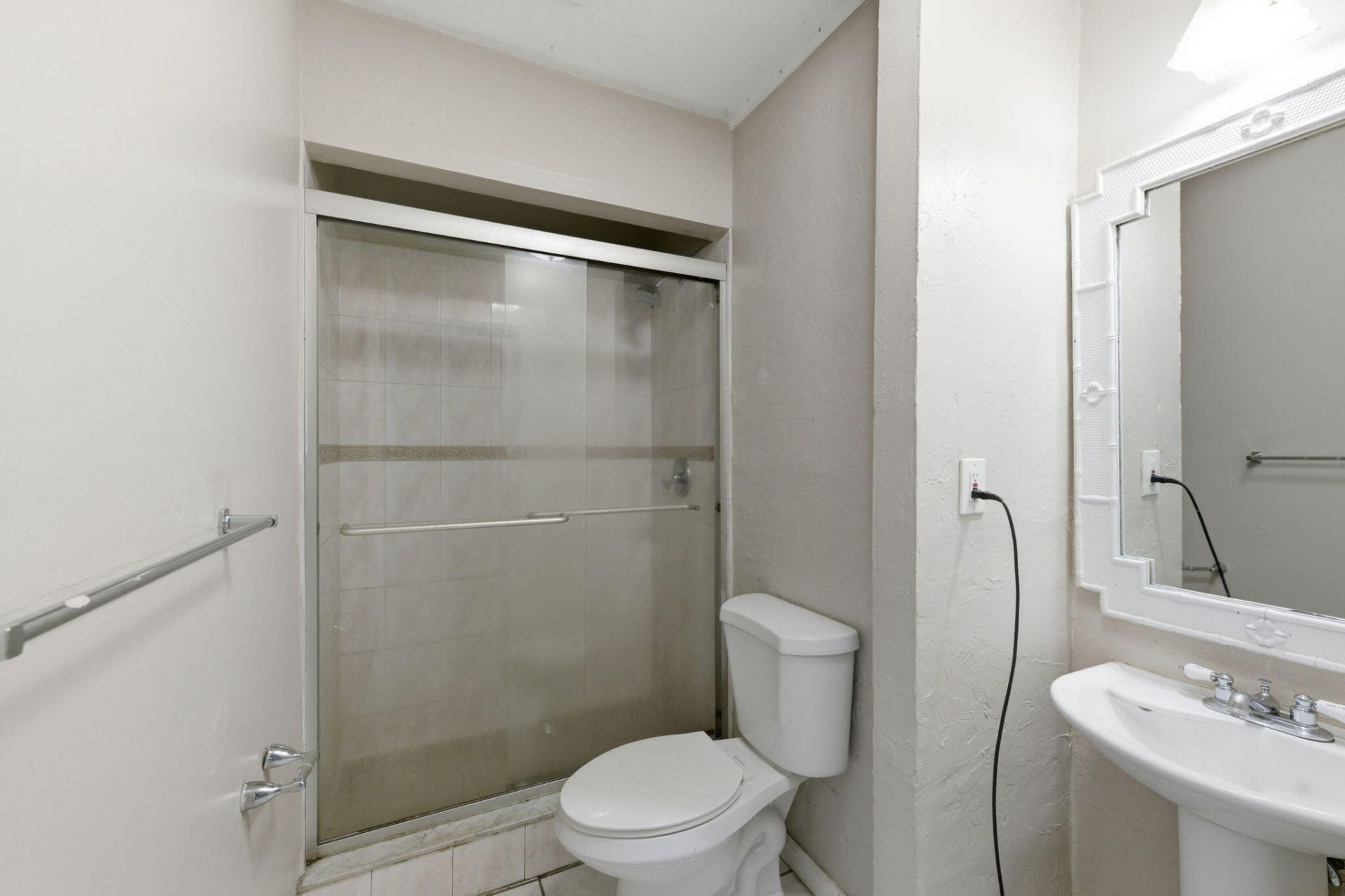 939 Charles Street, West Palm Beach, FL 33401 Photo