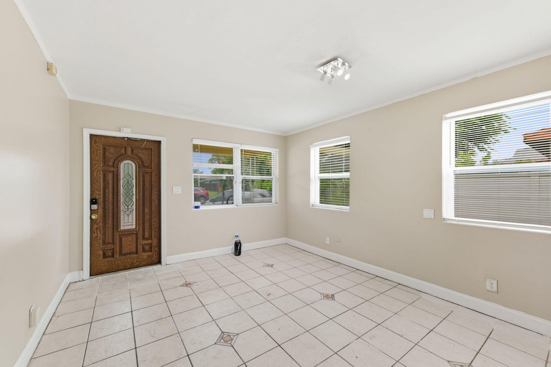 939 Charles Street, West Palm Beach, FL 33401 Photo