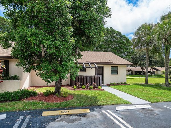 28 VIA DE CASAS NORTE, Unit 28, Boynton Beach, FL 33426