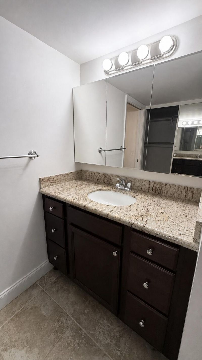 6025 S Balboa Circle, Unit 306, Boca Raton, FL 33433 Photo