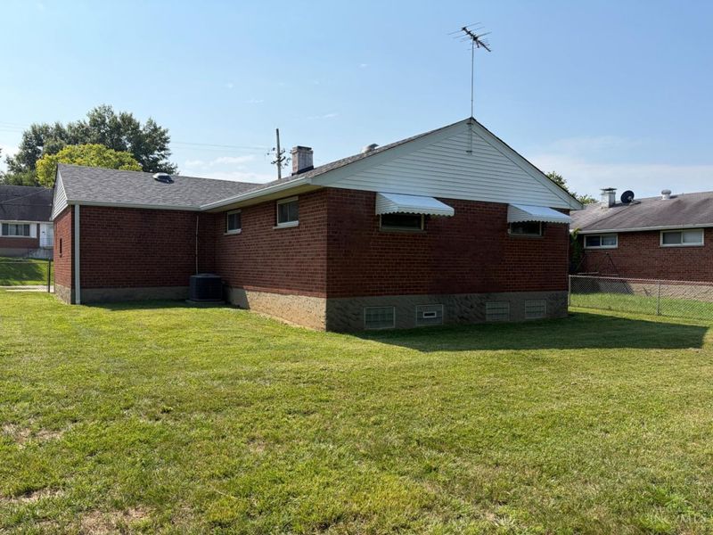 8613 Brent Drive, Springfield Twp., OH 45231 Photo 9
