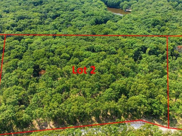 31307 Carri Road , Wright City, MO 63390
