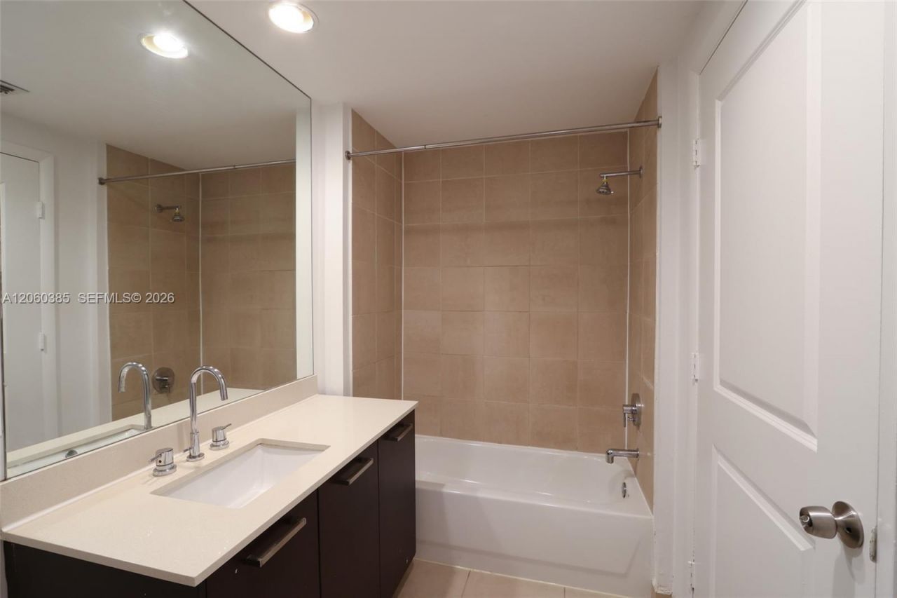 333 NE 24th St , Unit 1211, Miami, FL 33137 Photo