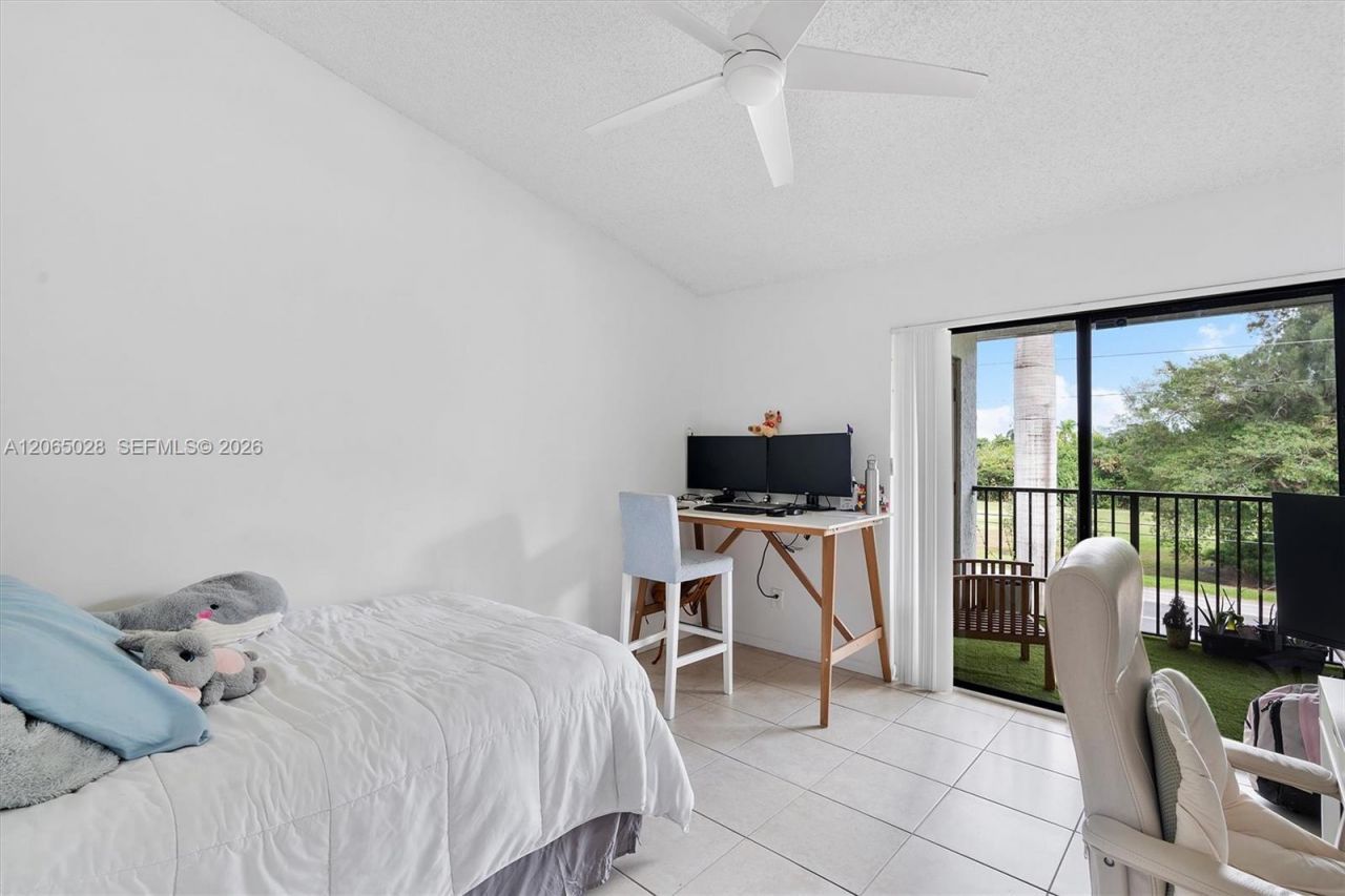 610 S Park Rd , Unit 35-1, Hollywood, FL 33021 Photo