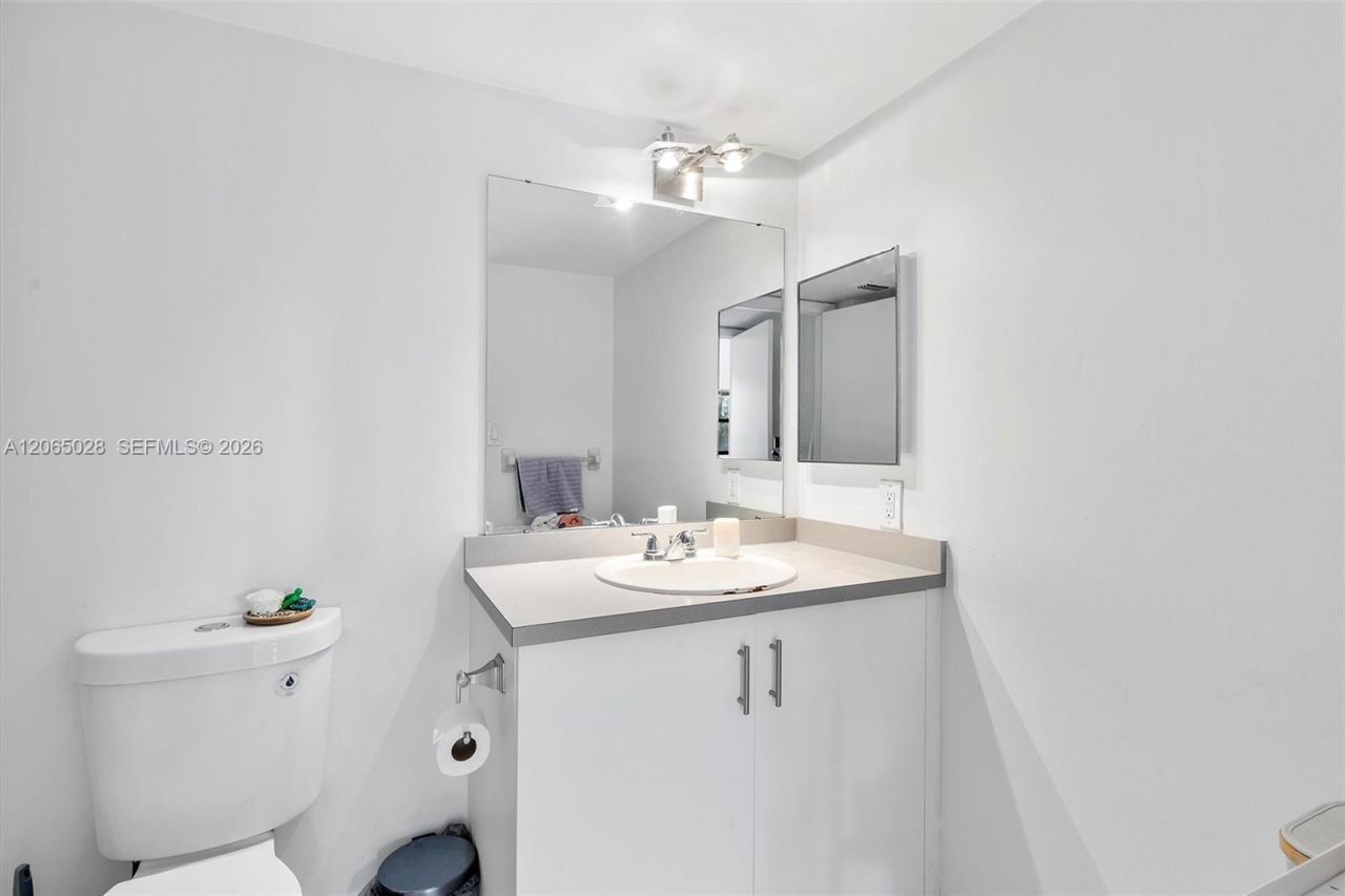610 S Park Rd , Unit 35-1, Hollywood, FL 33021 Photo