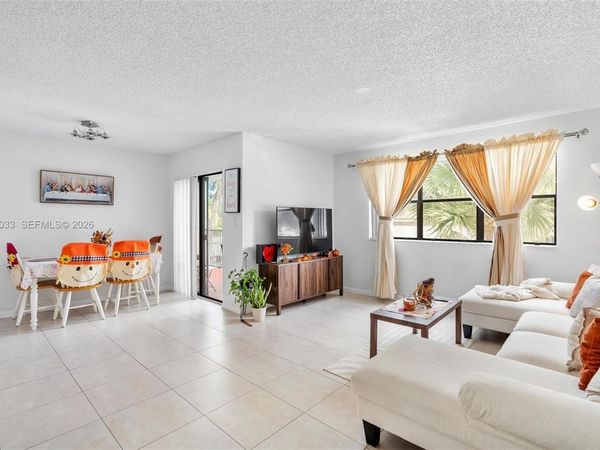 510 S Park Rd , Unit 25-10, Hollywood, FL 33021
