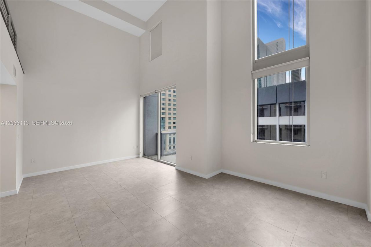 1060 Brickell Ave , Unit 815, Miami, FL 33131 Photo