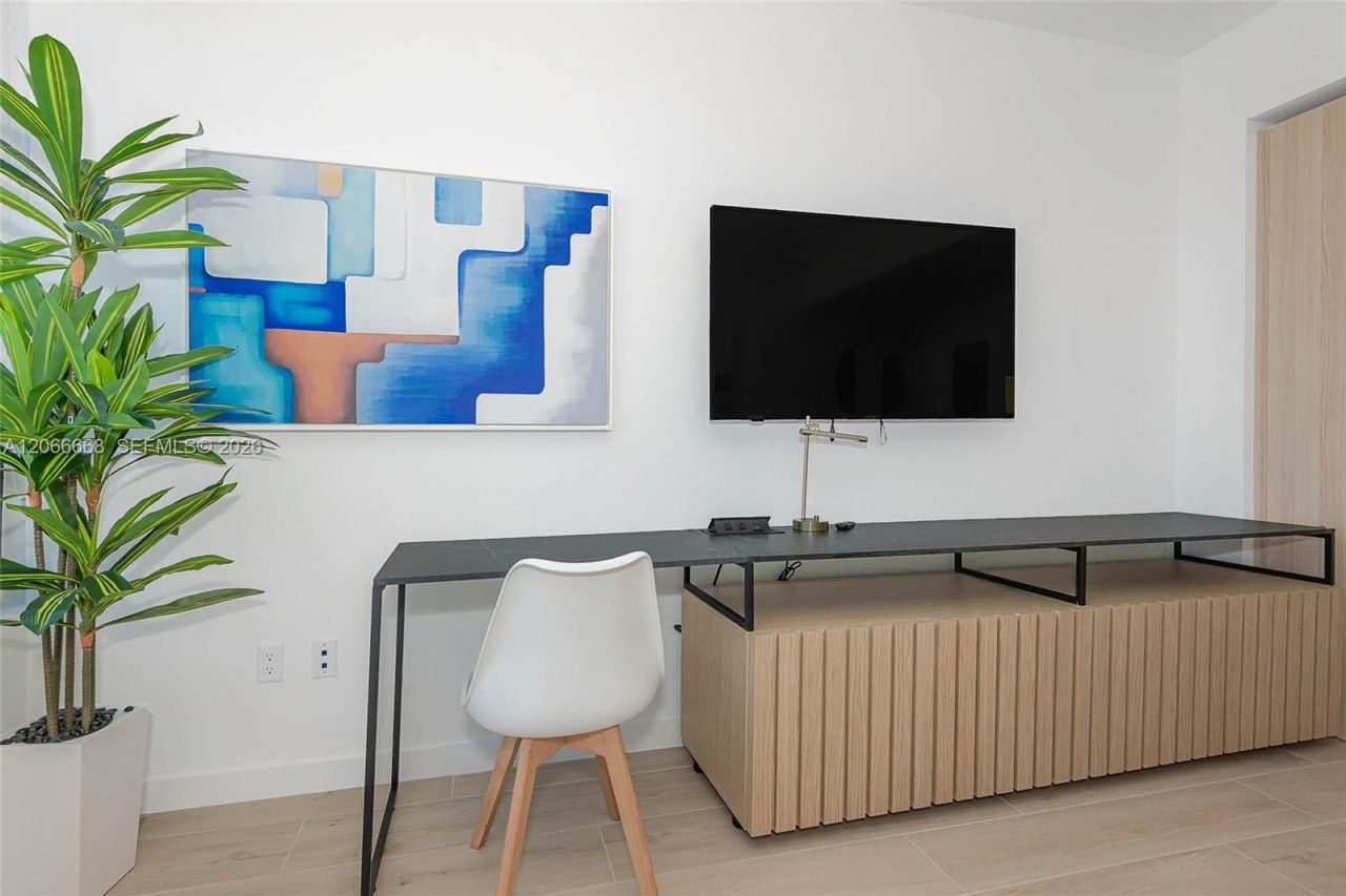 225 N Miami Ave , Unit 2801, Miami, FL 33128 Photo