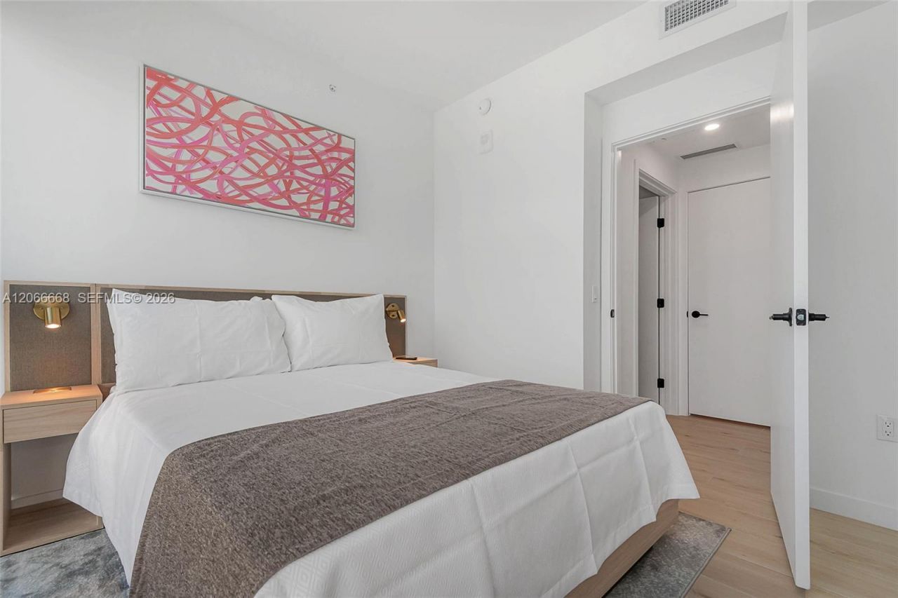 225 N Miami Ave , Unit 2801, Miami, FL 33128 Photo