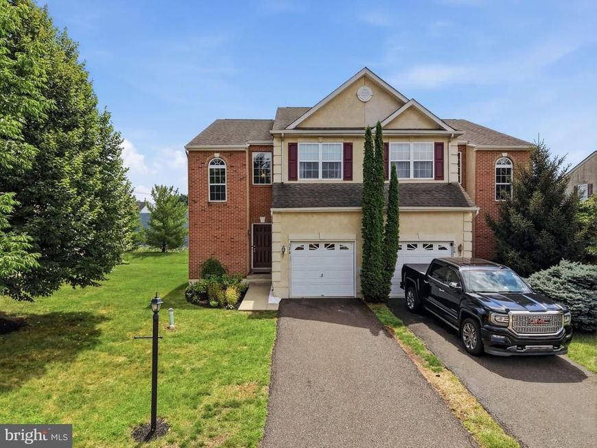 526 Clearview Drive, Souderton, PA 18964 Main Photo