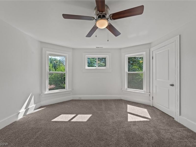 6209 Pear Avenue, Cleveland, OH 44102 Photo 35