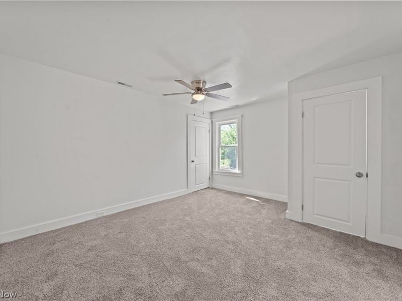 6209 Pear Avenue, Cleveland, OH 44102 Photo 38