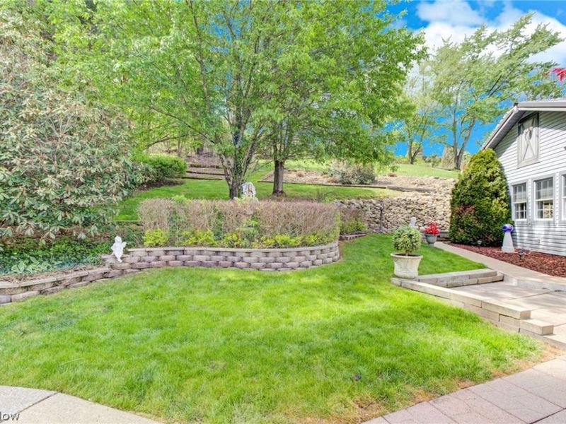 411 E Mohawk Drive , Malvern, OH 44644 Photo 43