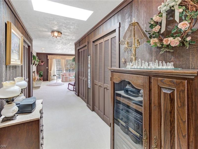 411 E Mohawk Drive , Malvern, OH 44644 Photo 8