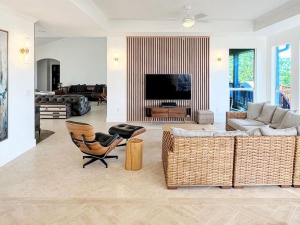 1015 Westland Ridge RD, Dripping Springs, TX 78620