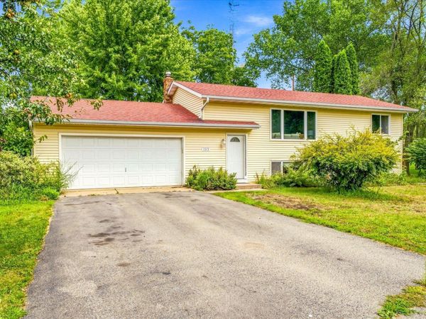 2219 Windsor Road, Saint Cloud, MN 56301